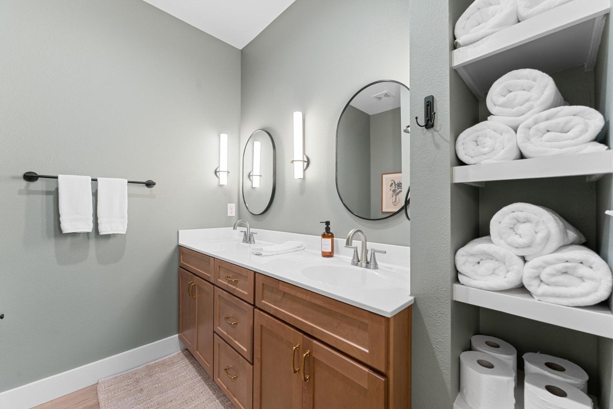 New Ozark Oasis Luxe Cabin Retreat With Hot Tub Hollister Eksteriør bilde
