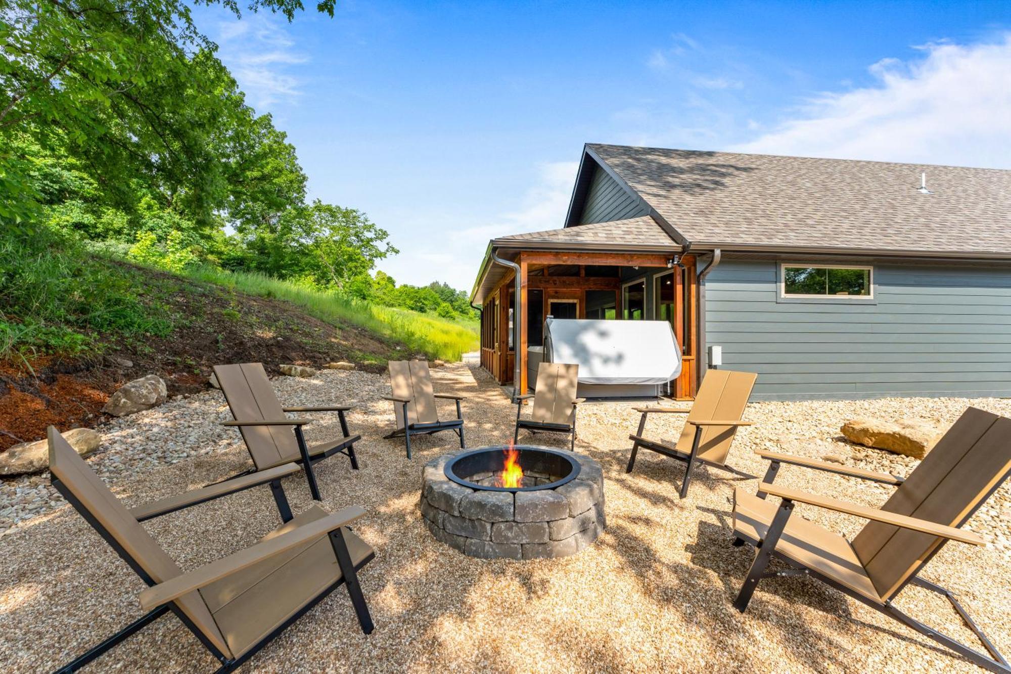 New Ozark Oasis Luxe Cabin Retreat With Hot Tub Hollister Eksteriør bilde