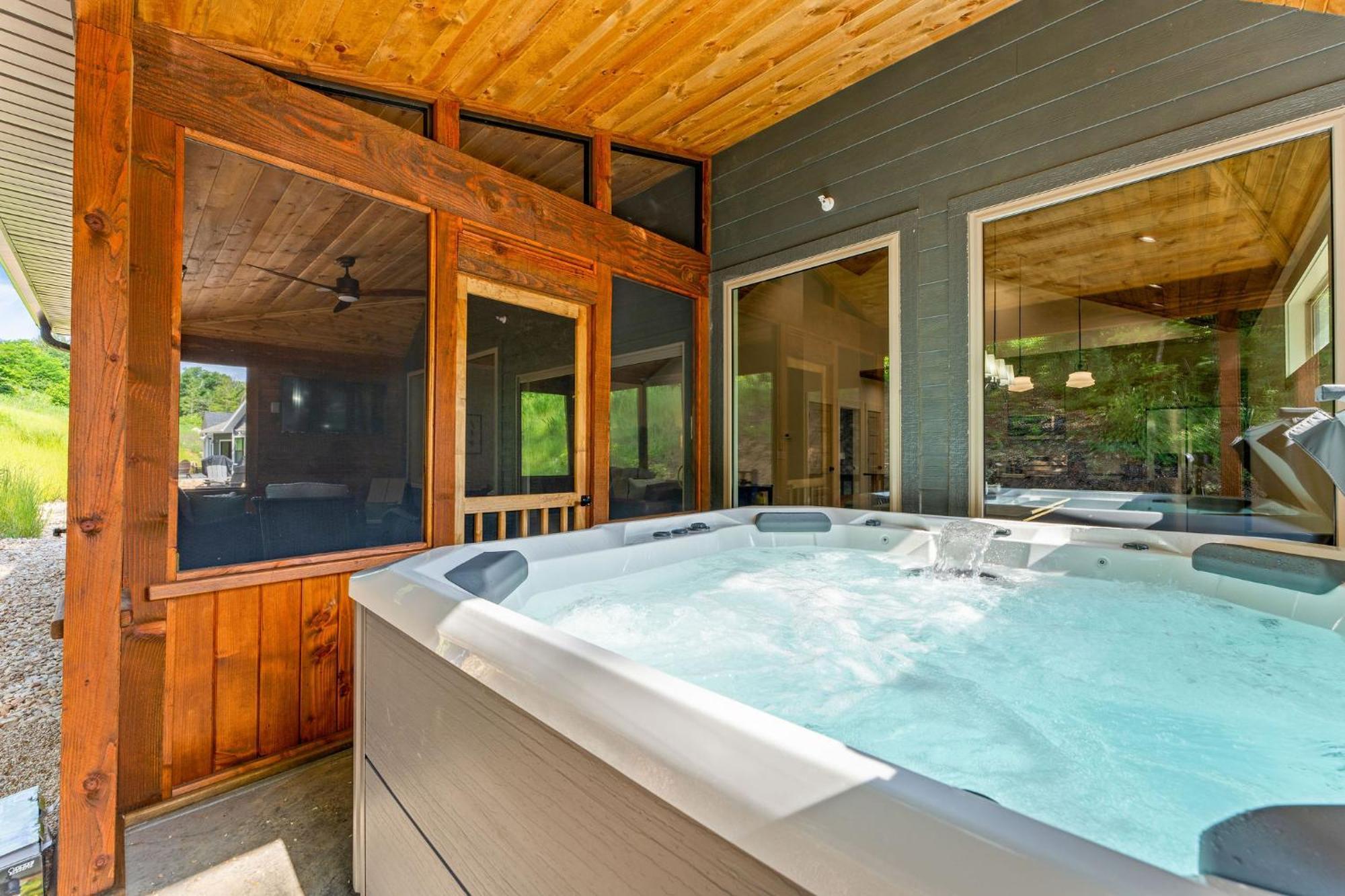 New Ozark Oasis Luxe Cabin Retreat With Hot Tub Hollister Eksteriør bilde